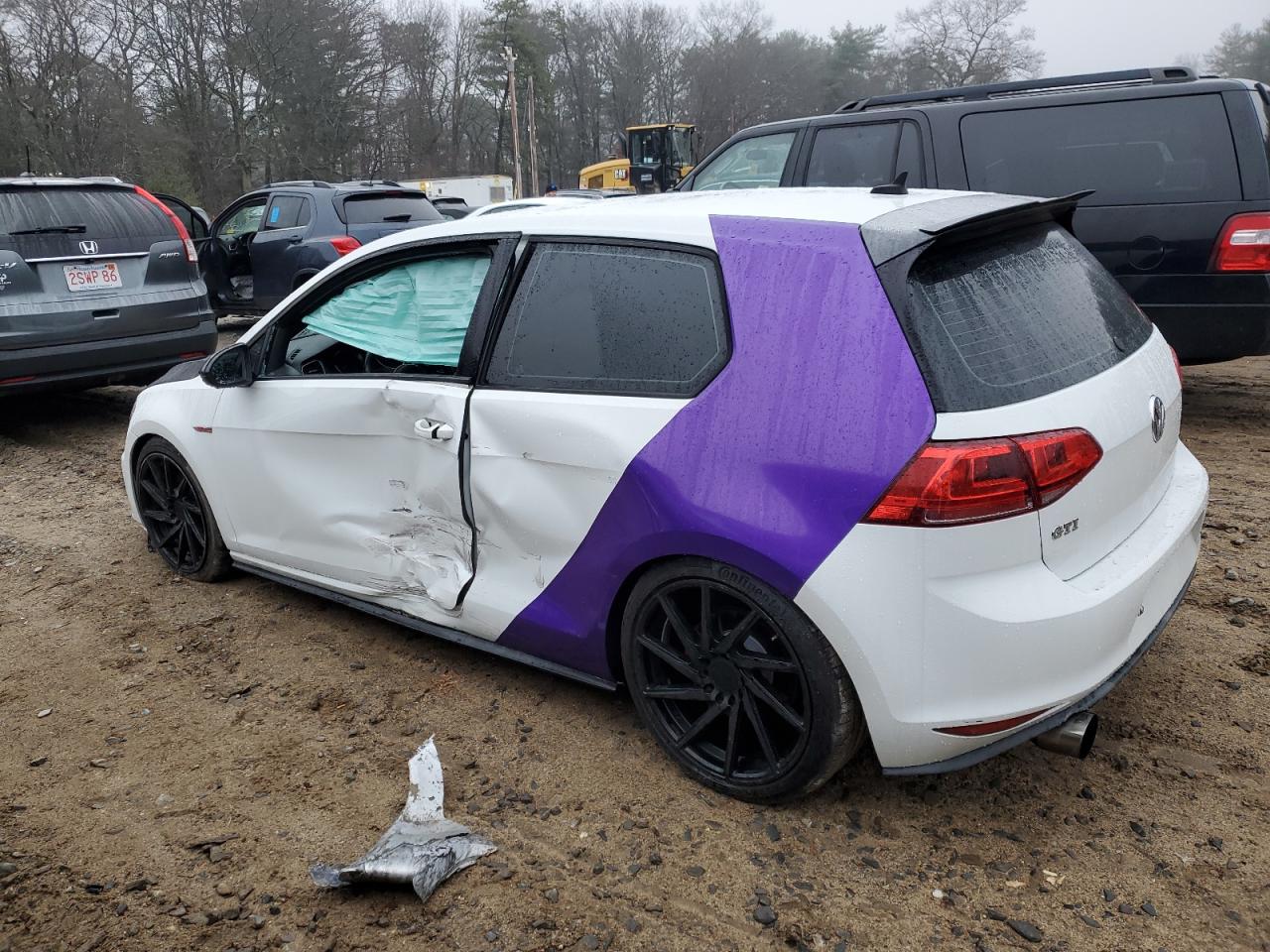 2015 Volkswagen GTI VIN 3VWTT7AU8FM046449 Copart auction photo, front end / side damage thumbnail 2