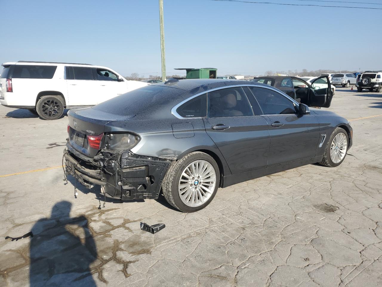 2015 BMW 4er VIN WBA4A9C52FD416219 Copart auction photo, rear end damage thumbnail 3
