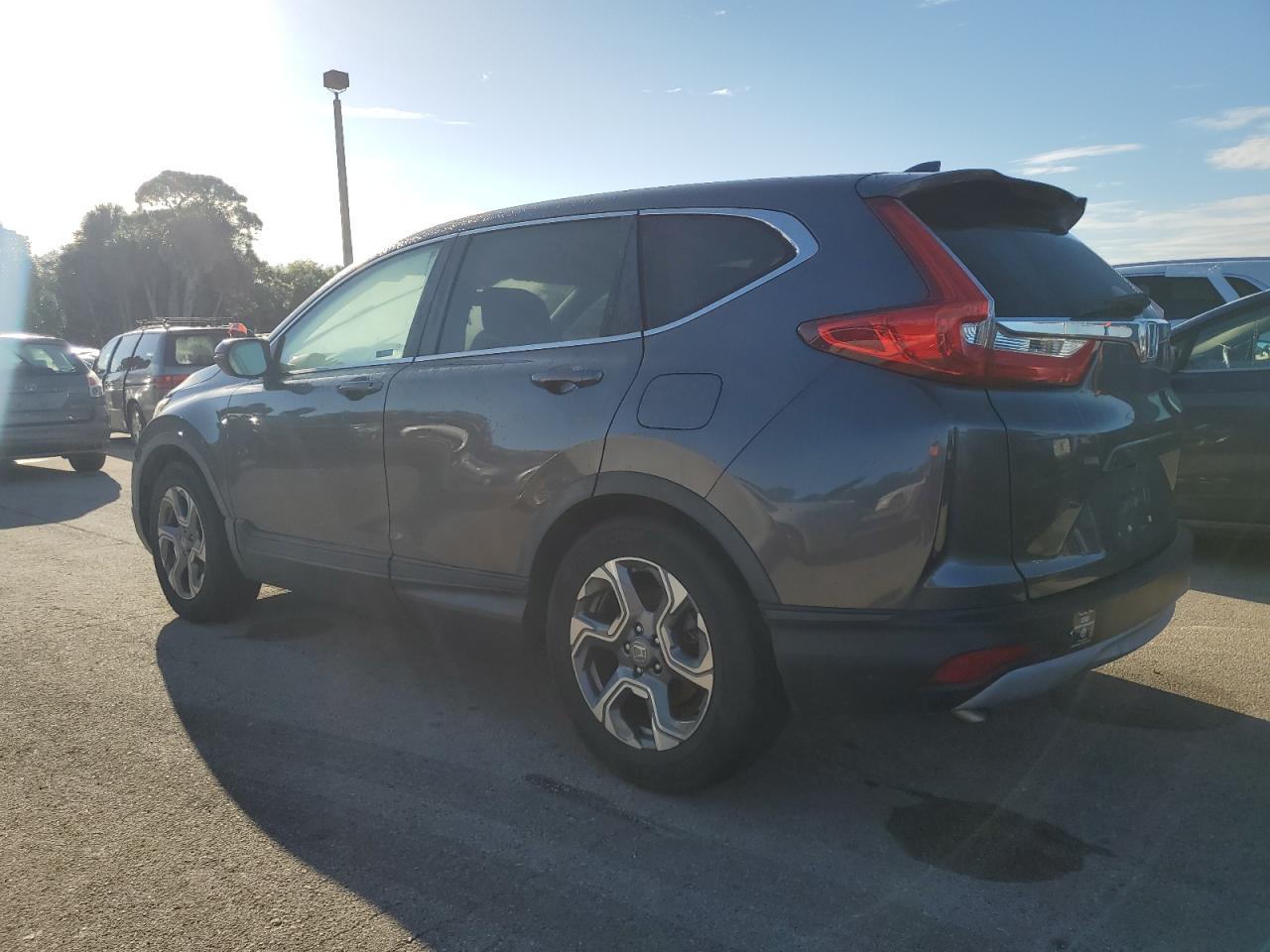 2019 Honda CR-V VIN 5J6RW1H56KA026492 Copart auction photo, water/flood damage thumbnail 2