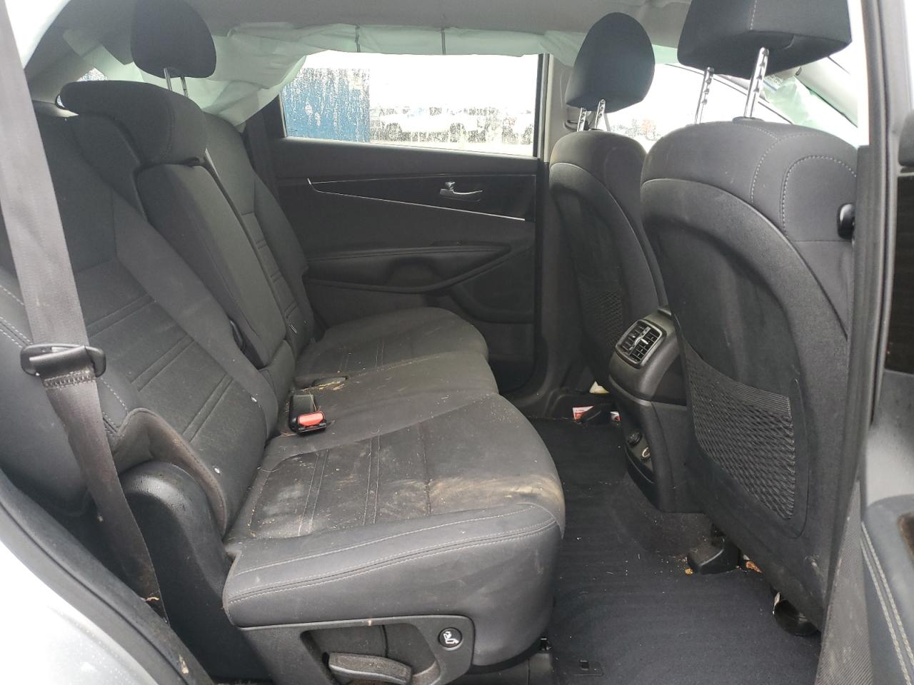 2020 KIA Sorento VIN 5XYPG4A36LG694864 Copart auction photo, front end / side damage thumbnail 11