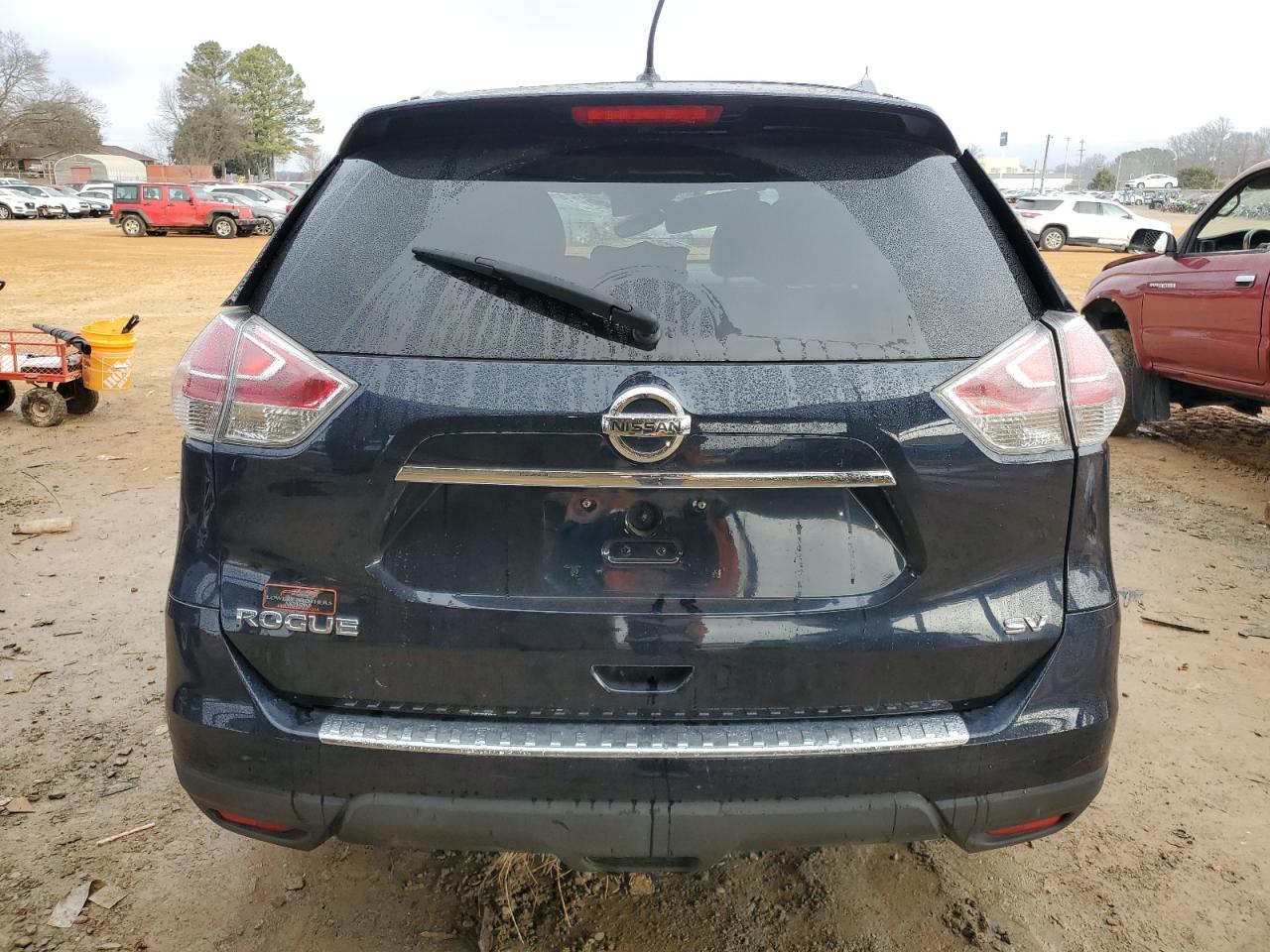 2016 Nissan Rogue VIN KNMAT2MT0GP610221 Copart auction photo, side / top/roof damage thumbnail 6