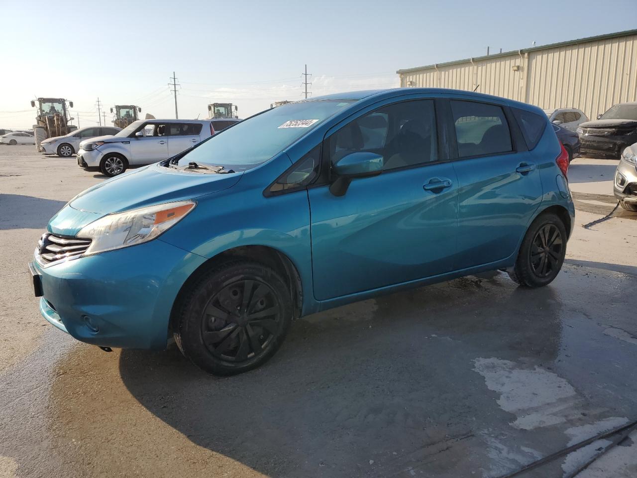 2015 Nissan Versa VIN 3N1CE2CP2FL381657