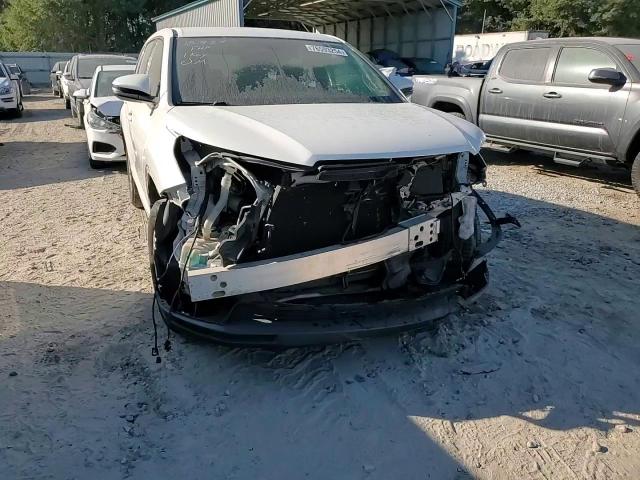 2015 Toyota Highlander VIN 5TDZKRFH3FS093637 Copart auction photo, front end damage thumbnail 14
