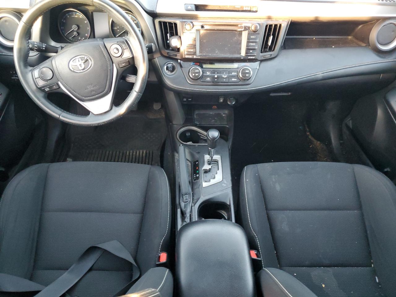 2018 Toyota RAV 4 VIN 2T3WFREV2JW439585 Copart auction photo, front end damage thumbnail 8