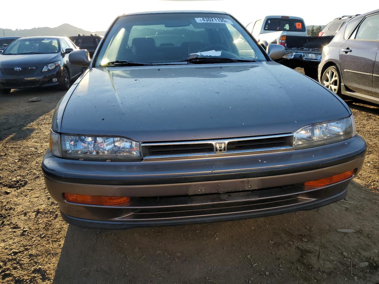 1993 Honda Accord VIN JHMCB7670PC054233 Copart auction photo, vandalism damage thumbnail 5