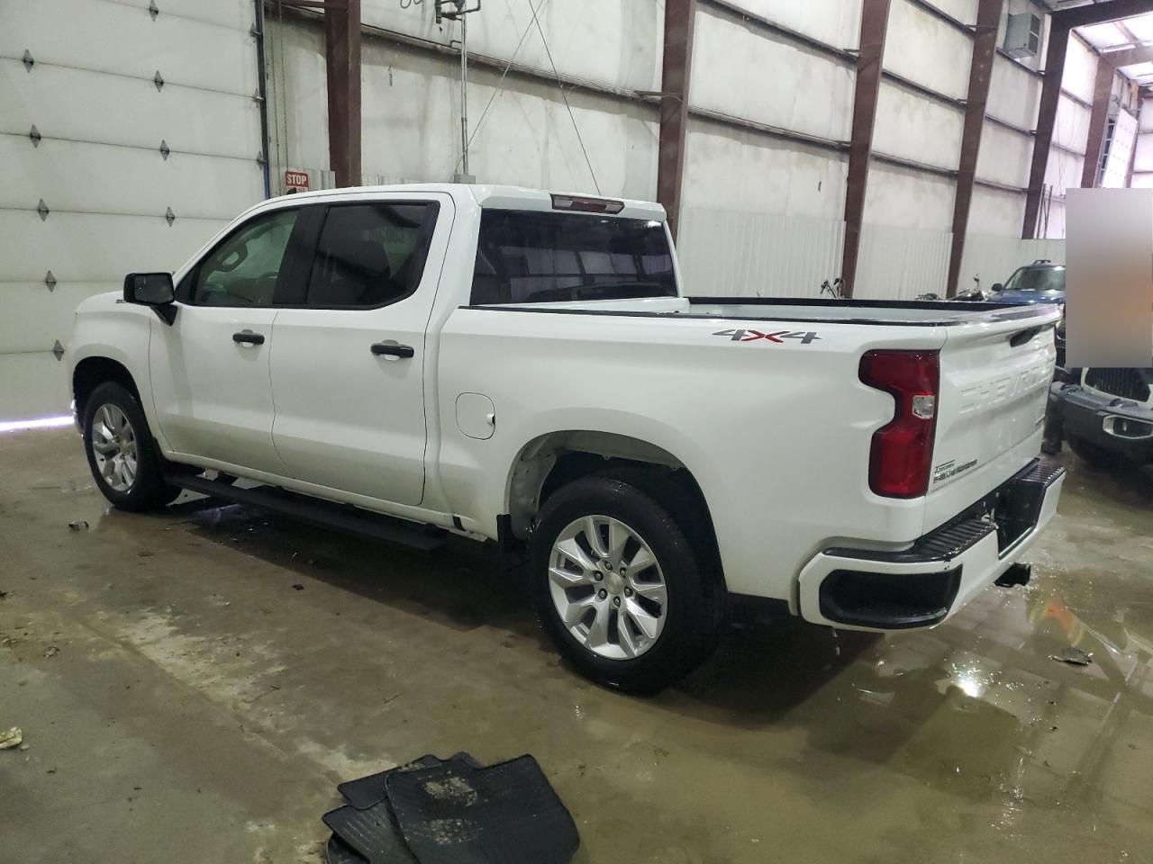 2022 Chevrolet Silverado VIN 1GCPYBEK5NZ124071 Copart auction photo, front end / side damage thumbnail 2