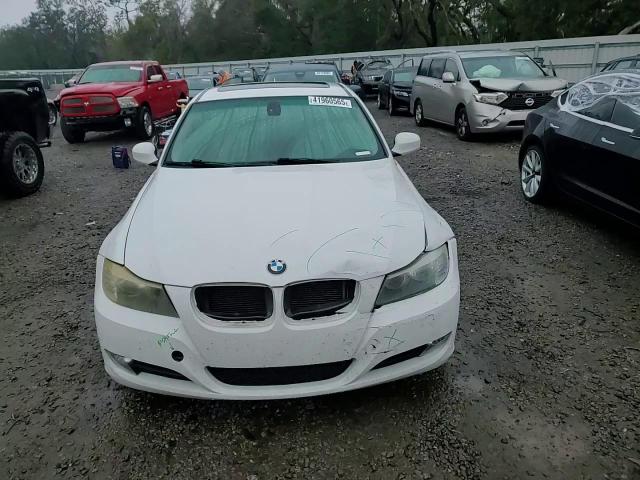 2011 BMW 3er VIN WBAPH7G55BNN02507 Copart auction photo, front end damage thumbnail 10