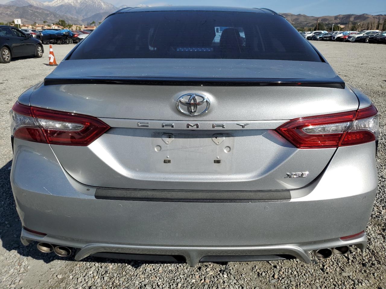 2018 Toyota Camry VIN 4T1B61HK9JU137284 Copart auction photo, front end damage thumbnail 6