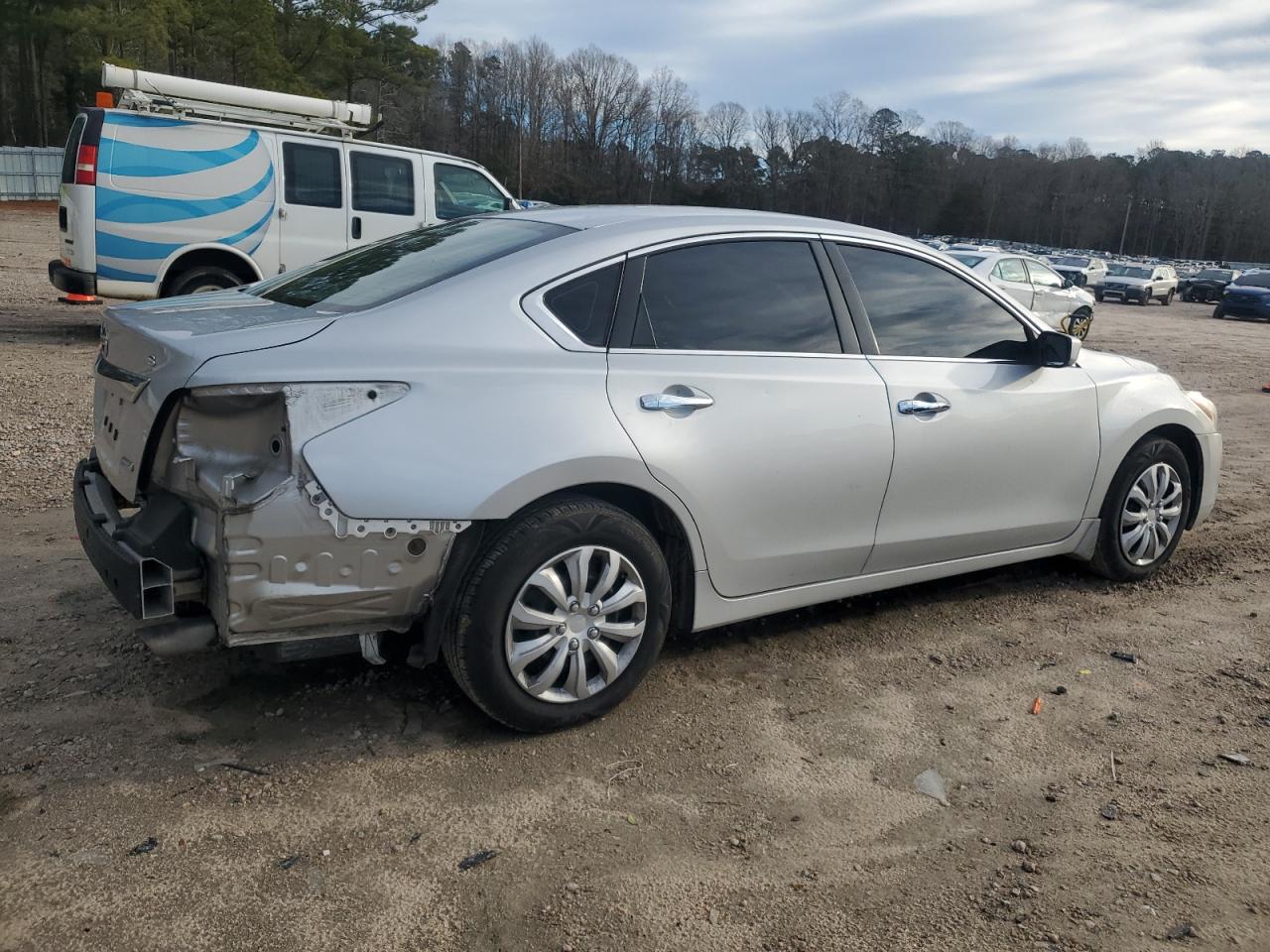 2014 Nissan Altima VIN 1N4AL3AP5EN210182 Copart auction photo, side / rear end damage thumbnail 3