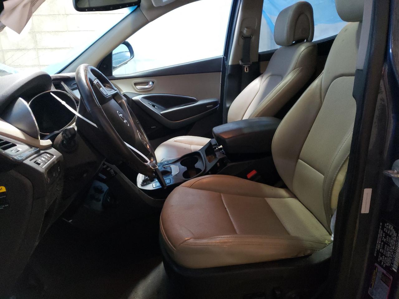 2017 Hyundai Santa Fe VIN 5XYZWDLA2HG486799 Copart auction photo, all over damage thumbnail 7