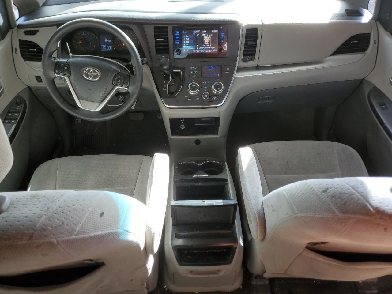 2015 Toyota Sienna VIN 5TDKK3DC6FS534327 Copart auction photo, front end / side damage thumbnail 8