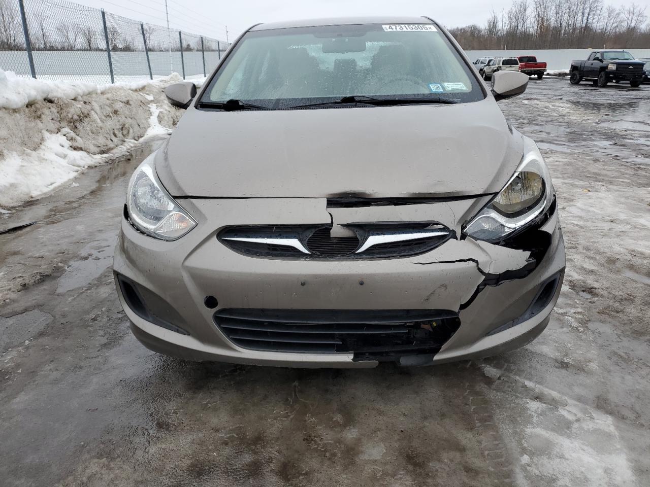 2014 Hyundai Accent VIN KMHCT4AE2EU721566 Copart auction photo, front end / minor dent/scratches damage thumbnail 5