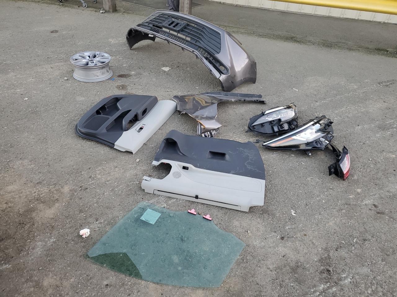 2022 Toyota Sienna VIN 5TDKRKECXNS118560 Copart auction photo, all over / undercarriage damage thumbnail 13