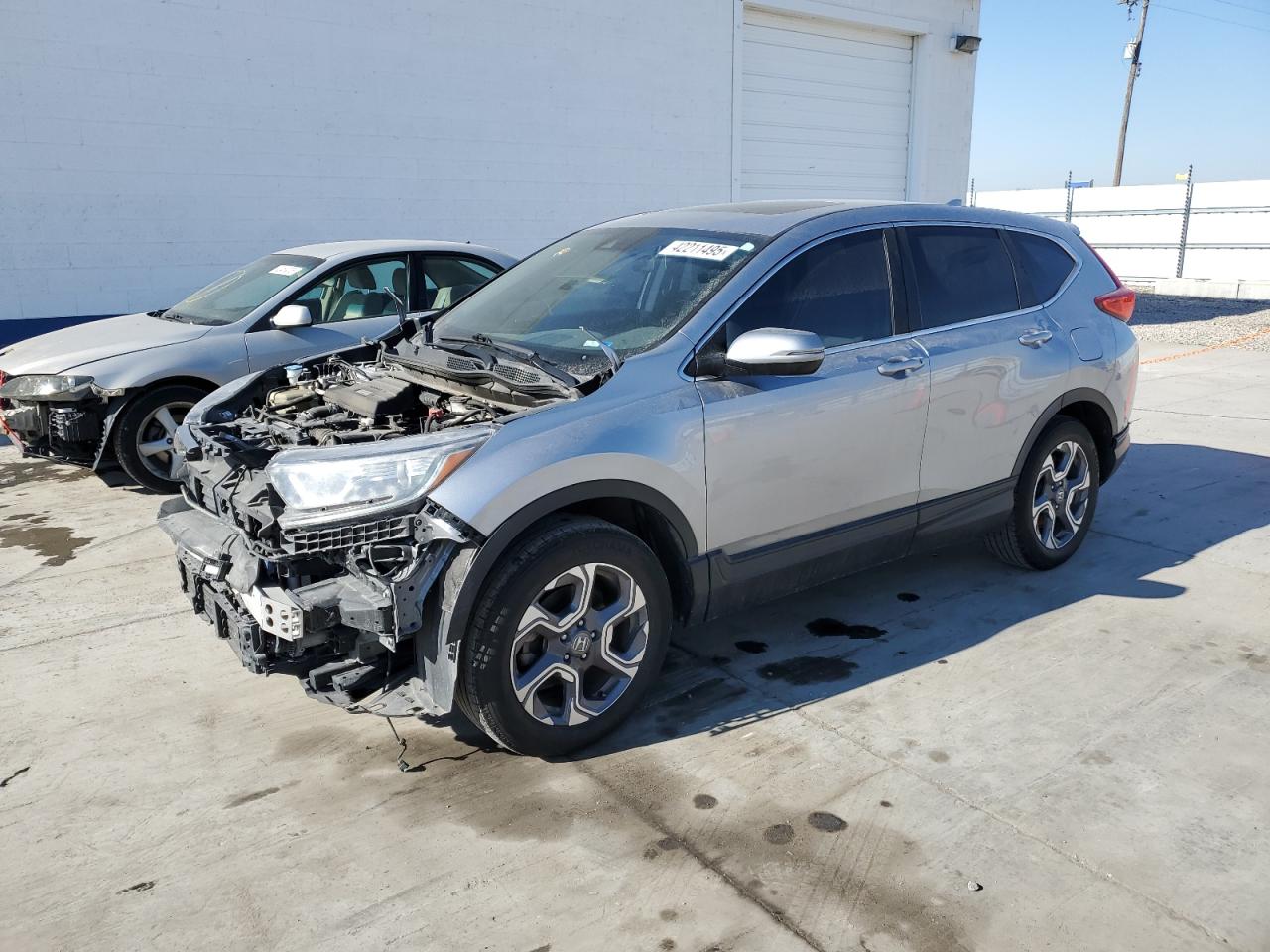 2018 Honda CR-V VIN 7FARW2H51JE060152