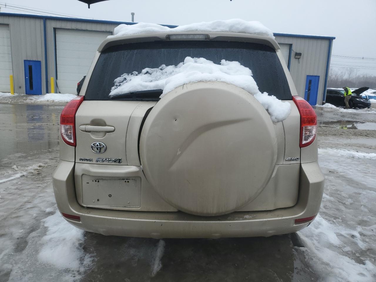 2006 Toyota RAV 4 VIN JTMBK33V466005476 Copart auction photo, front end damage thumbnail 6