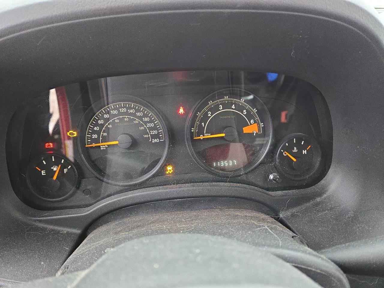 2015 Jeep Liberty (Patriot) VIN 1C4NJRAB5FD366237 Copart auction photo, front end damage thumbnail 9