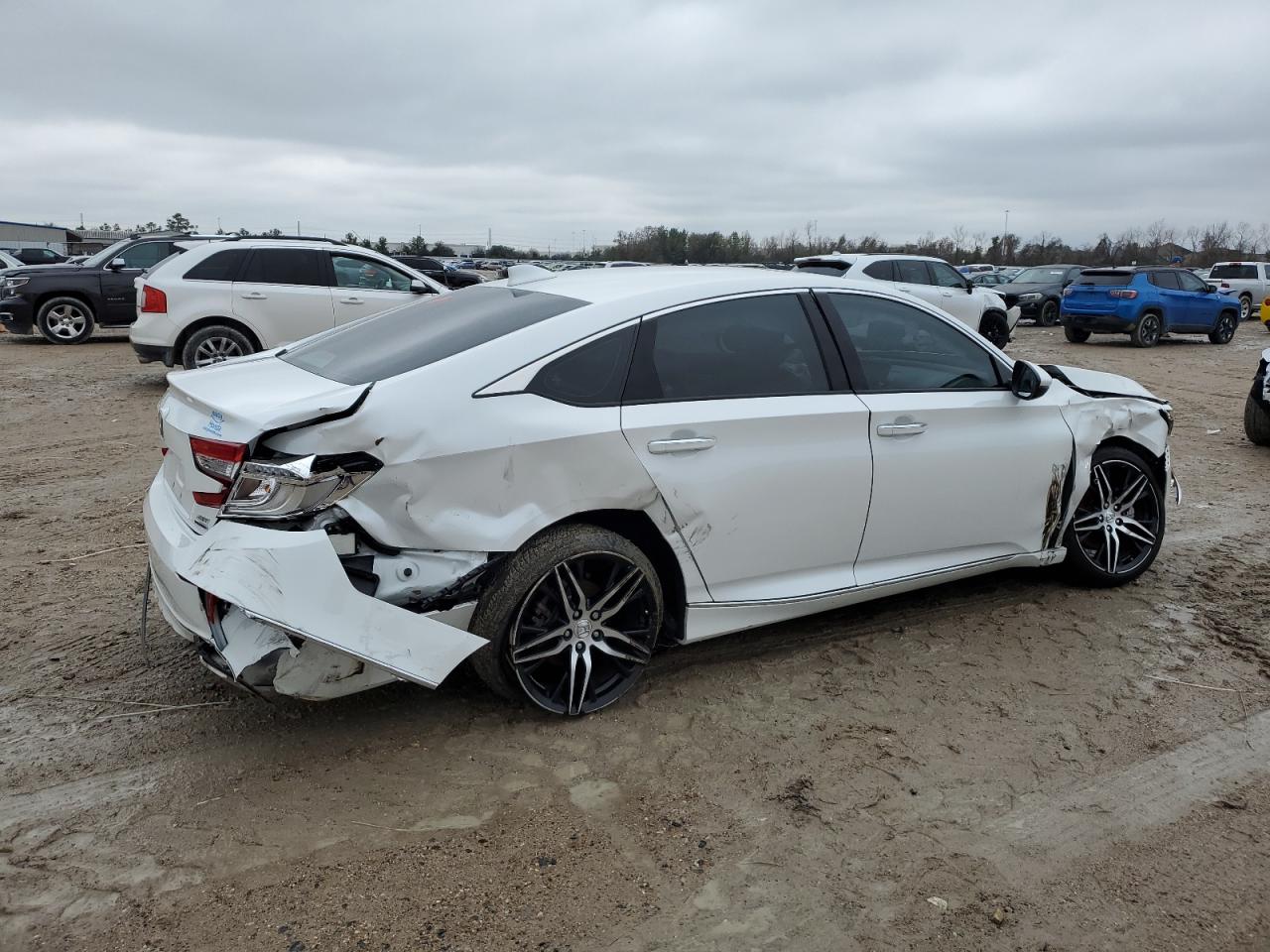 2021 Honda Accord VIN 1HGCV2F94MA020835 Copart auction photo, all over damage thumbnail 3