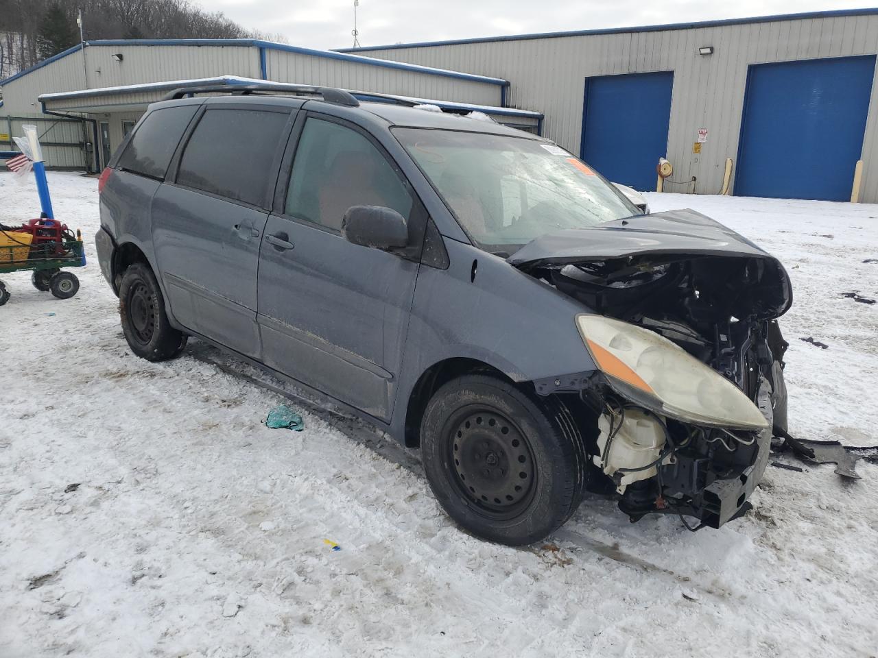 2006 Toyota Sienna VIN 5TDZA23C26S499394 Copart auction photo, front end damage thumbnail 4
