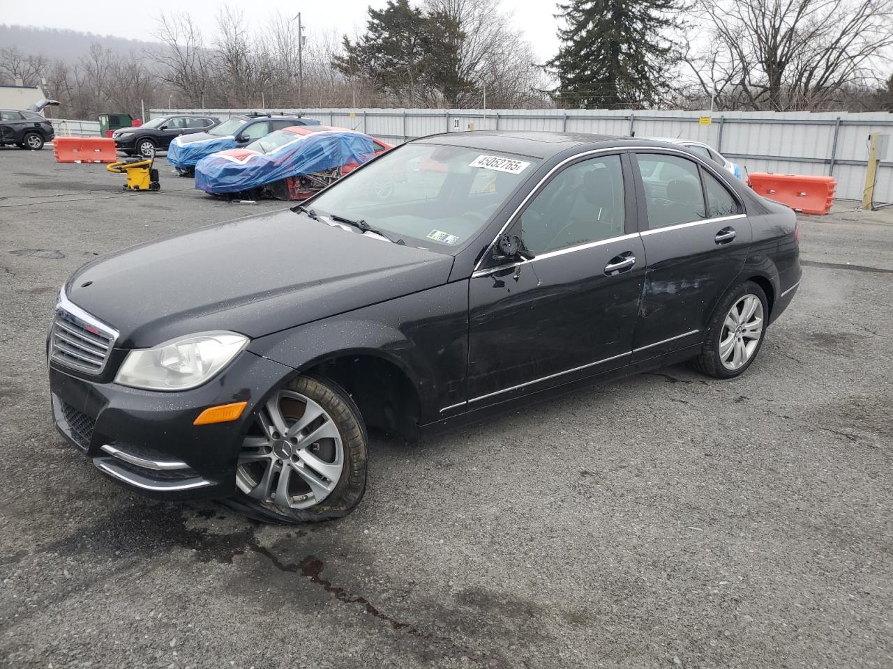2013 Mercedes-Benz C-klasse VIN WDDGF8AB9DR273313