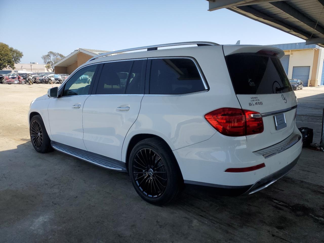 2015 Mercedes-Benz GL-klasse VIN 4JGDF6EE9FA450316 Copart auction photo, minor dent/scratches damage thumbnail 2
