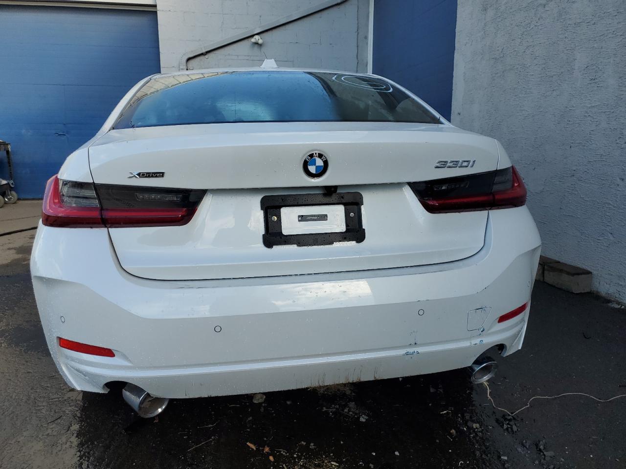 2024 BMW 3er VIN 3MW89FF09R8E84012 Copart auction photo, biohazard/chemical / all over damage thumbnail 6