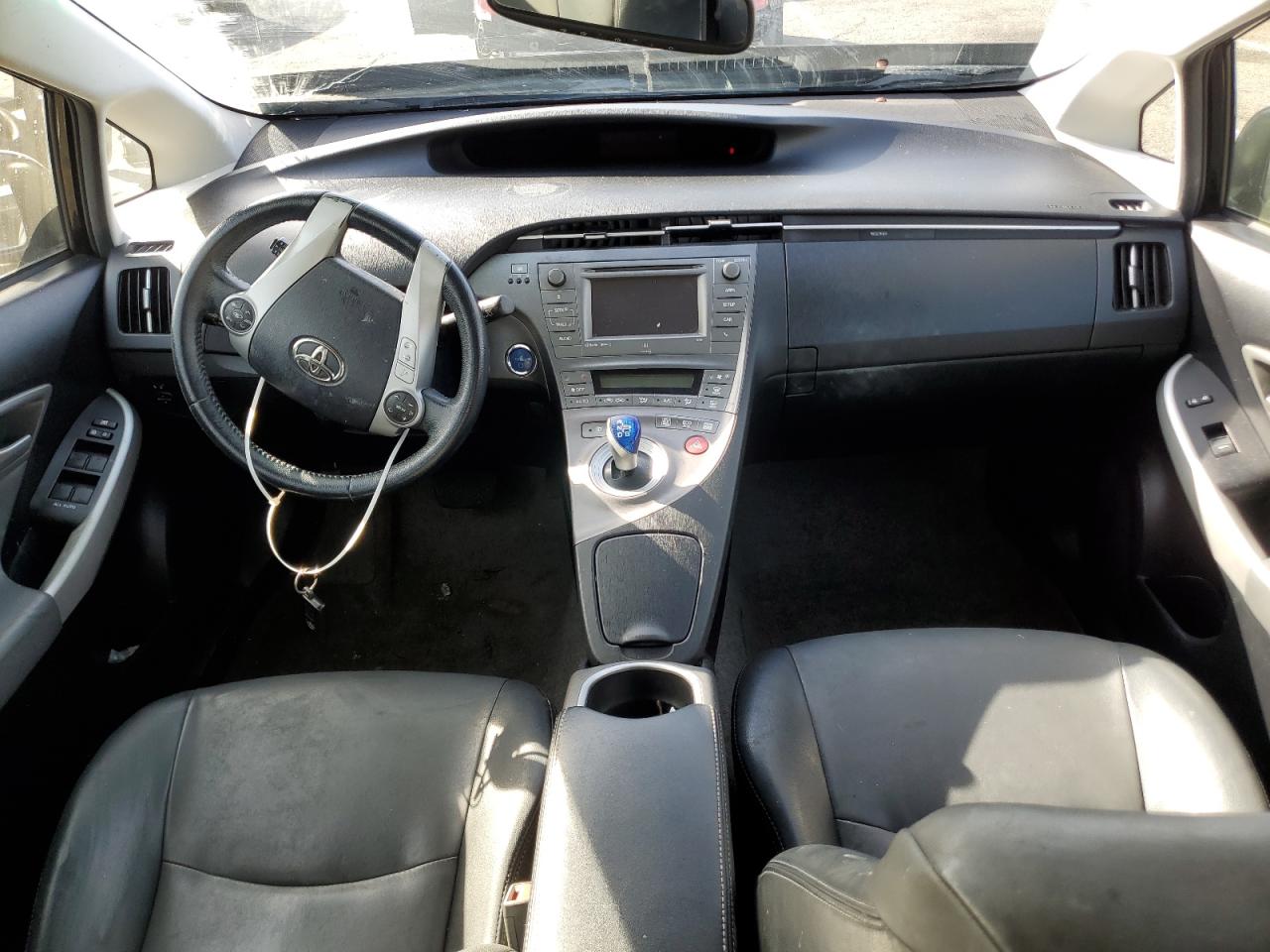 2015 Toyota Prius VIN JTDKN3DU9F2004067 Copart auction photo, front end / minor dent/scratches damage thumbnail 8