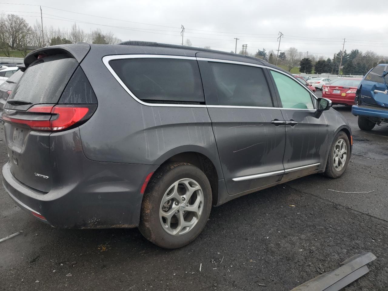 2022 Chrysler Pacifica VIN 2C4RC1GG4NR175730 Copart auction photo, front end damage thumbnail 3