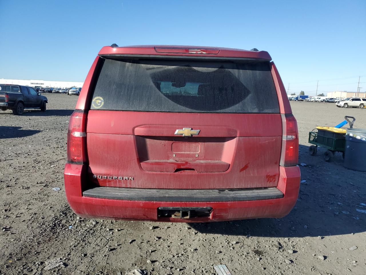 2015 Chevrolet Suburban VIN 1GNSKJKC3FR693903 Copart auction photo, front end / side damage thumbnail 6