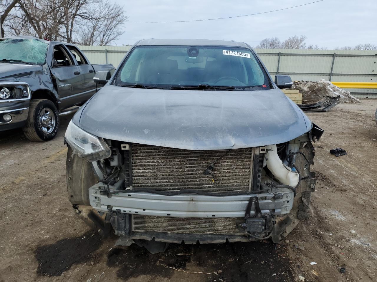 2021 Chevrolet Traverse VIN 1GNEVNKW5MJ122334 Copart auction photo, front end / side damage thumbnail 5