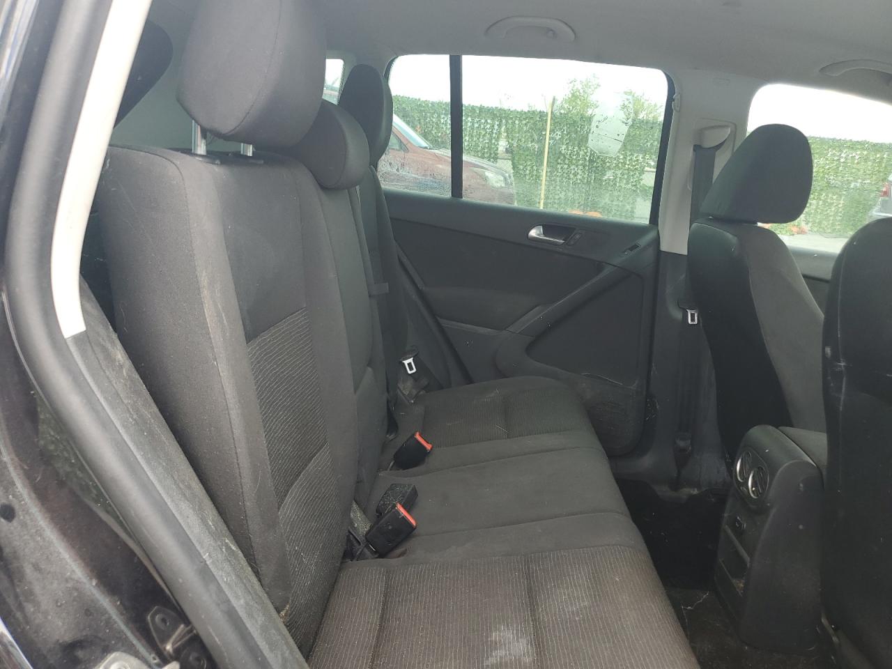 2015 Volkswagen Tiguan VIN WVGAV7AX6FW597604 Copart auction photo, front end damage thumbnail 10