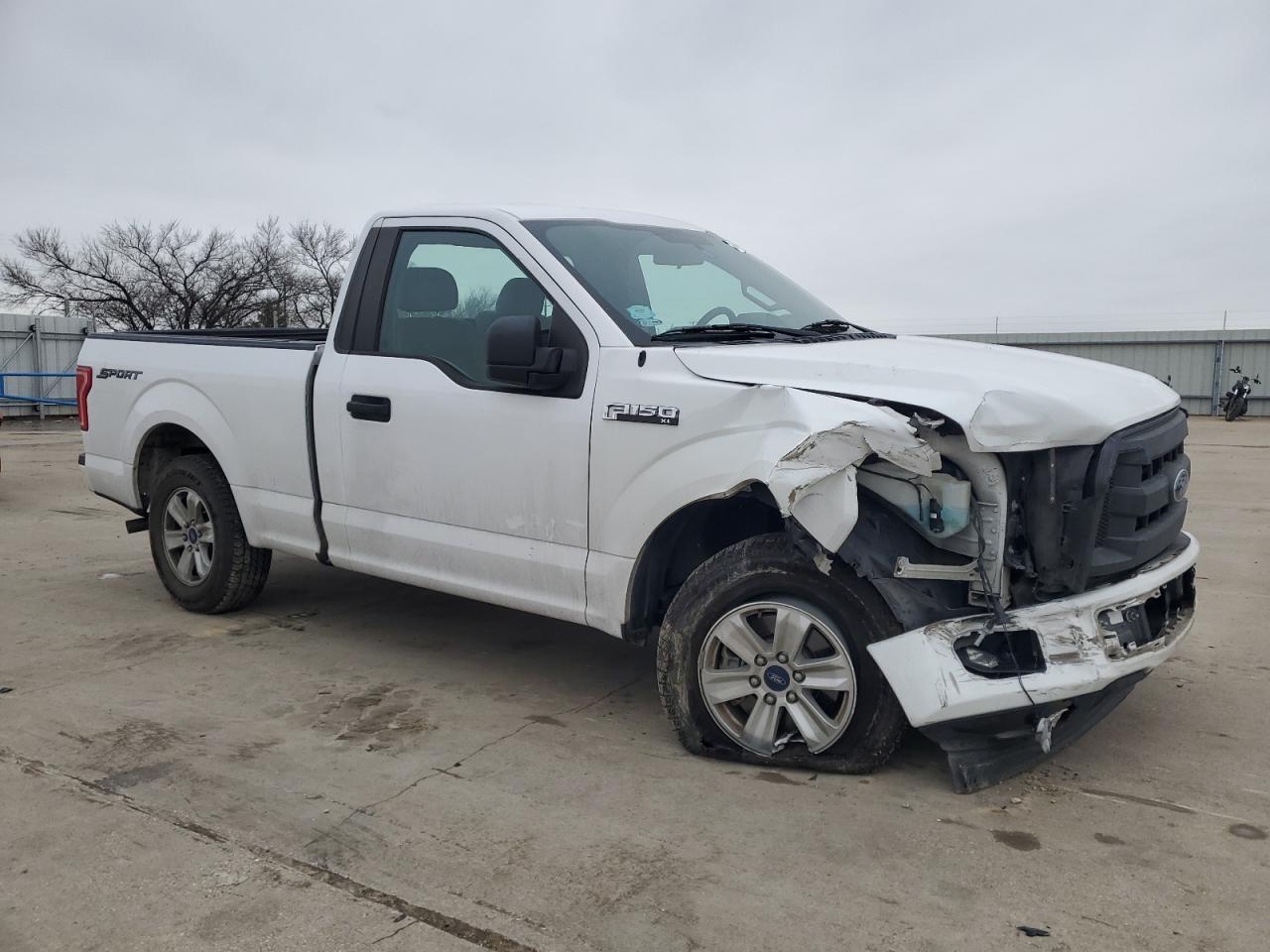 2017 Ford F-150 VIN 1FTMF1C87HKE09944 Copart auction photo, front end damage thumbnail 4
