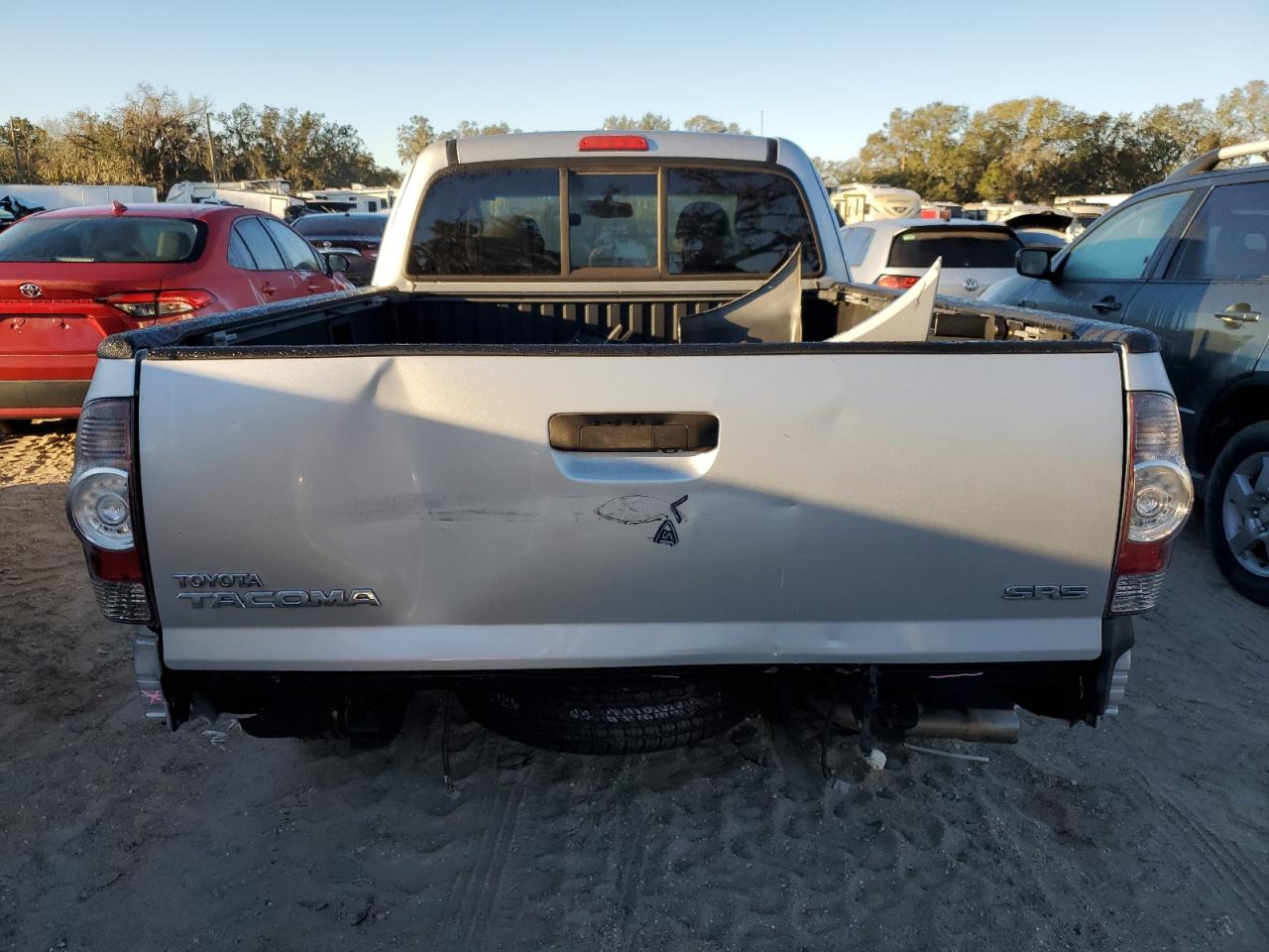 2010 Toyota Tacoma VIN 5TETX4CN4AZ730440 Copart auction photo, front end / rear end damage thumbnail 6