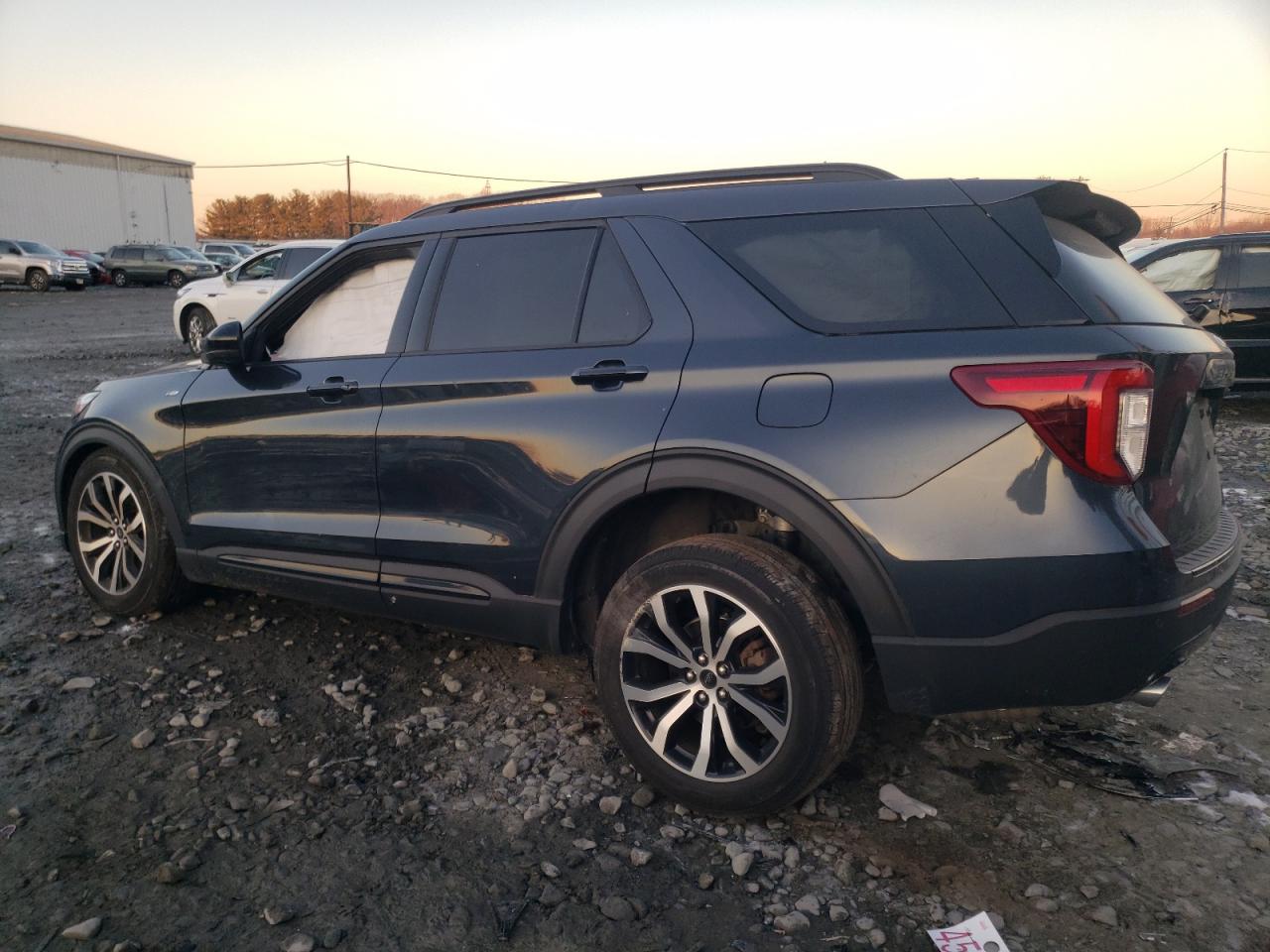 2022 Ford Explorer VIN 1FMSK8KH9NGB05344 Copart auction photo, front end damage thumbnail 2