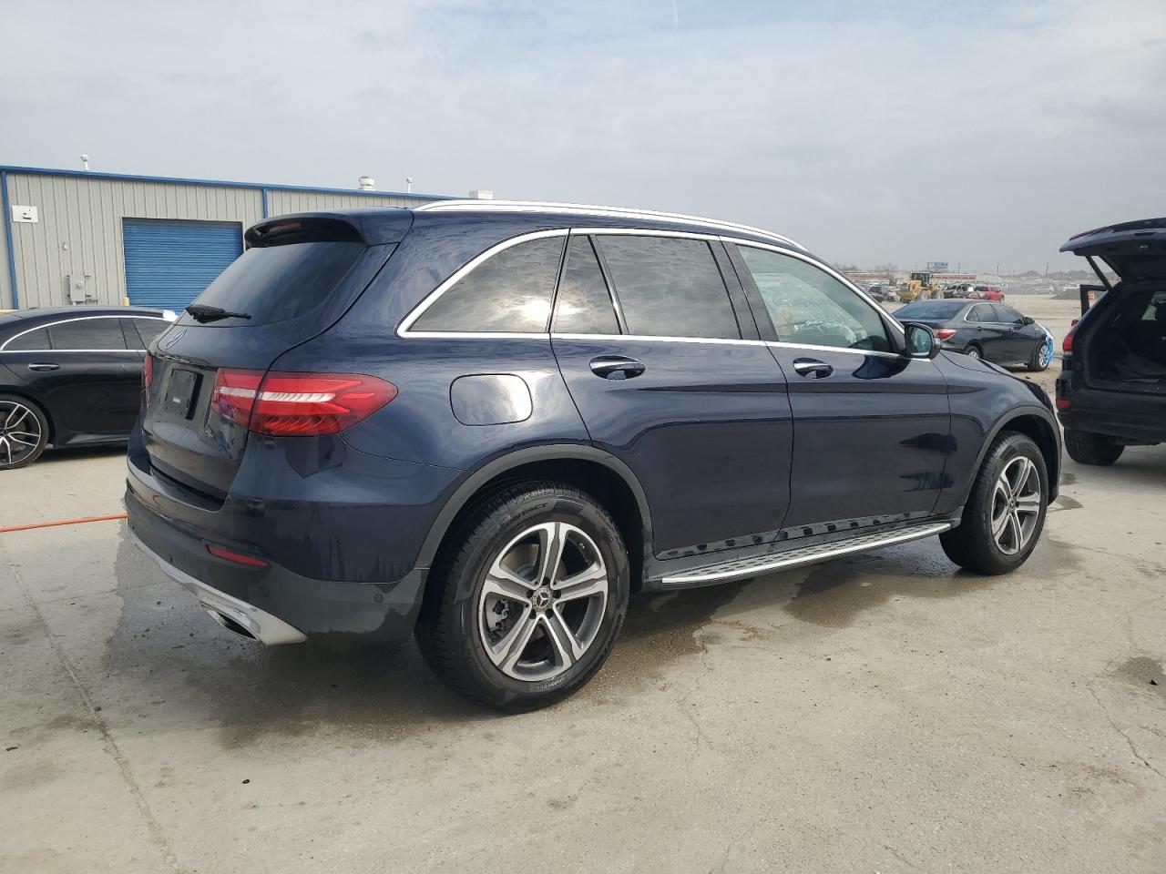2018 Mercedes-Benz GLC VIN WDC0G4JB0JV044548 Copart auction photo, front end / mechanical damage thumbnail 3