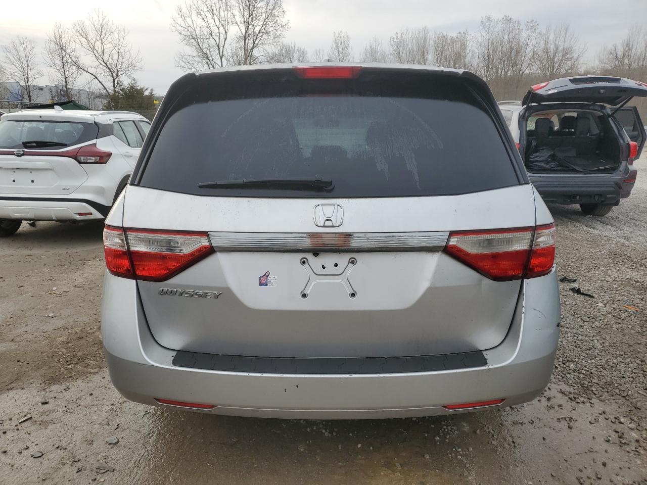 2011 Honda Odyssey VIN 5FNRL5H62BB035163 Copart auction photo, side damage thumbnail 6