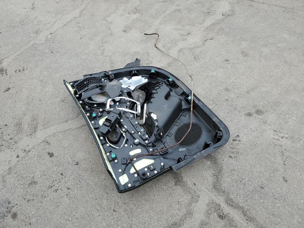 2018 Jeep Grand Cherokee VIN 1C4PJMLX9JD531039 Copart auction photo, all over damage thumbnail 15