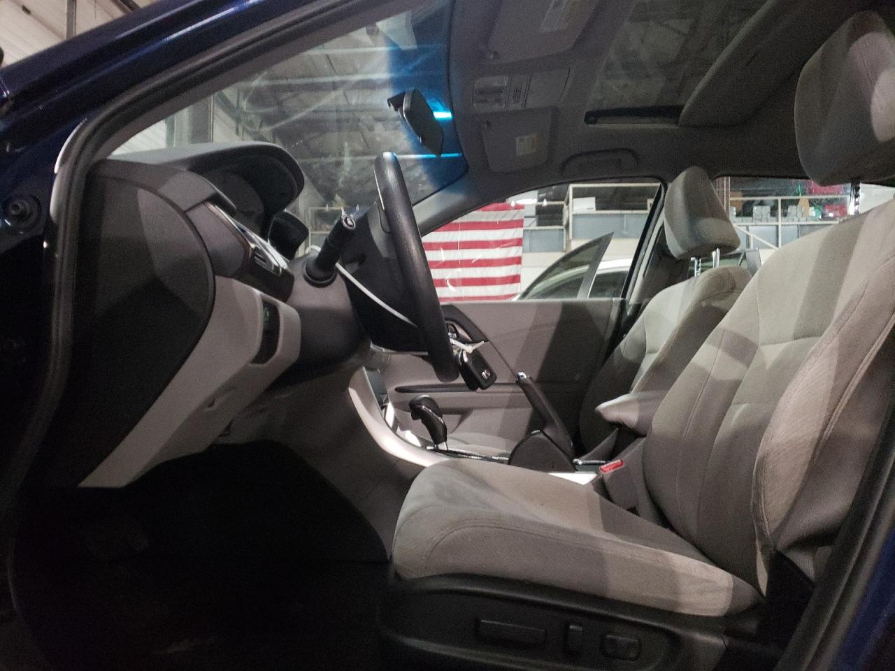 2015 Honda Accord VIN 1HGCR2F79FA170073 Copart auction photo, rear end / minor dent/scratches damage thumbnail 7