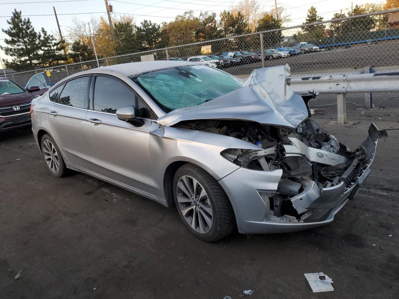 2020 Ford Fusion VIN 3FA6P0T98LR181133 Copart auction photo, front end damage thumbnail 4