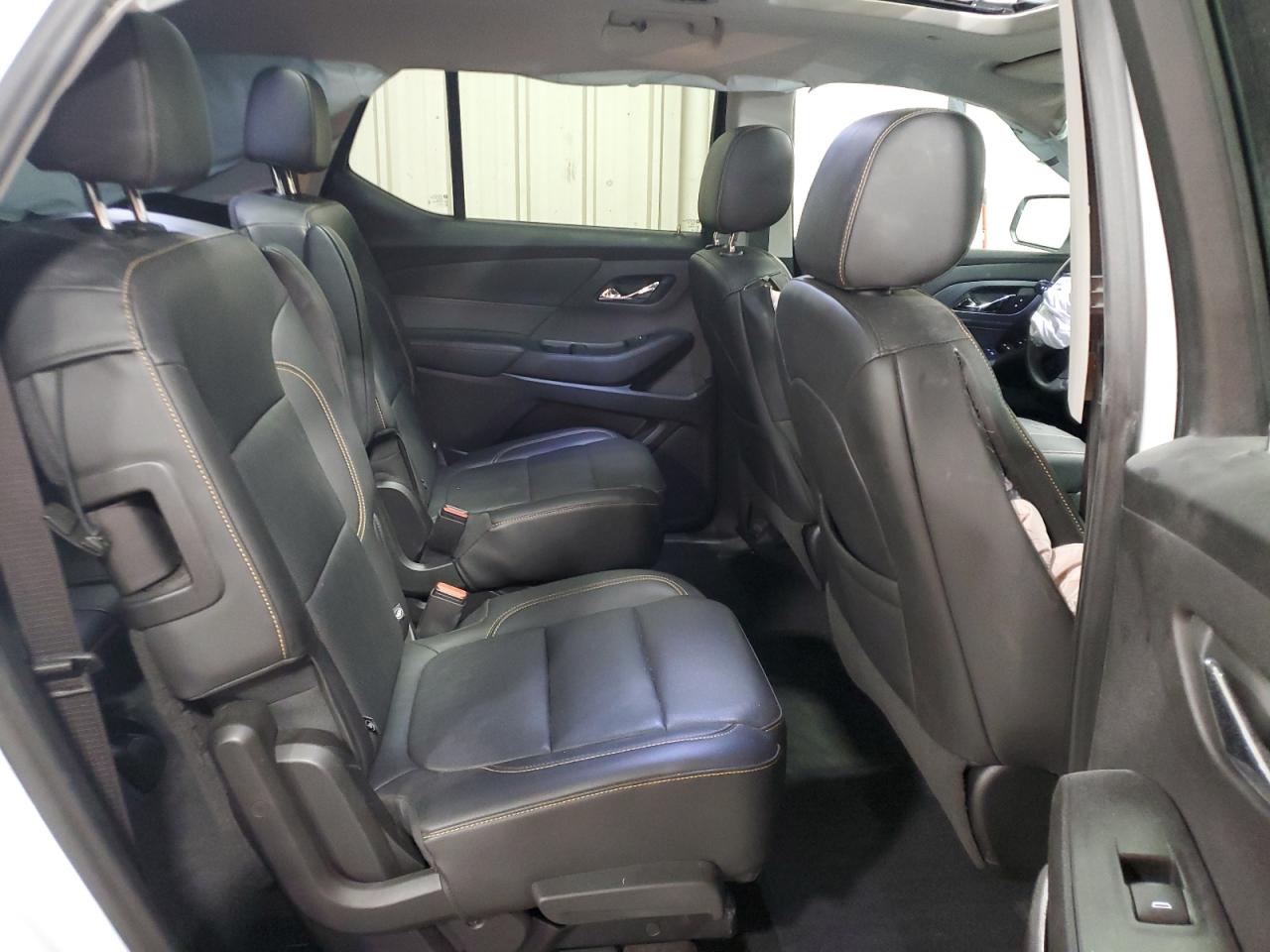 2021 Chevrolet Traverse VIN 1GNEVKKW0MJ203708 Copart auction photo, all over damage thumbnail 11