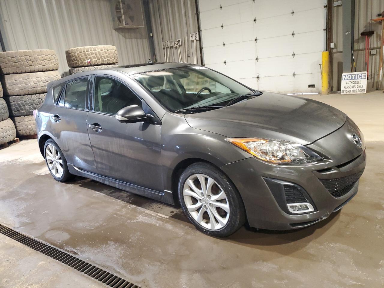2010 Mazda 3 VIN JM1BL1H60A1141628 Copart auction photo, front end damage thumbnail 4
