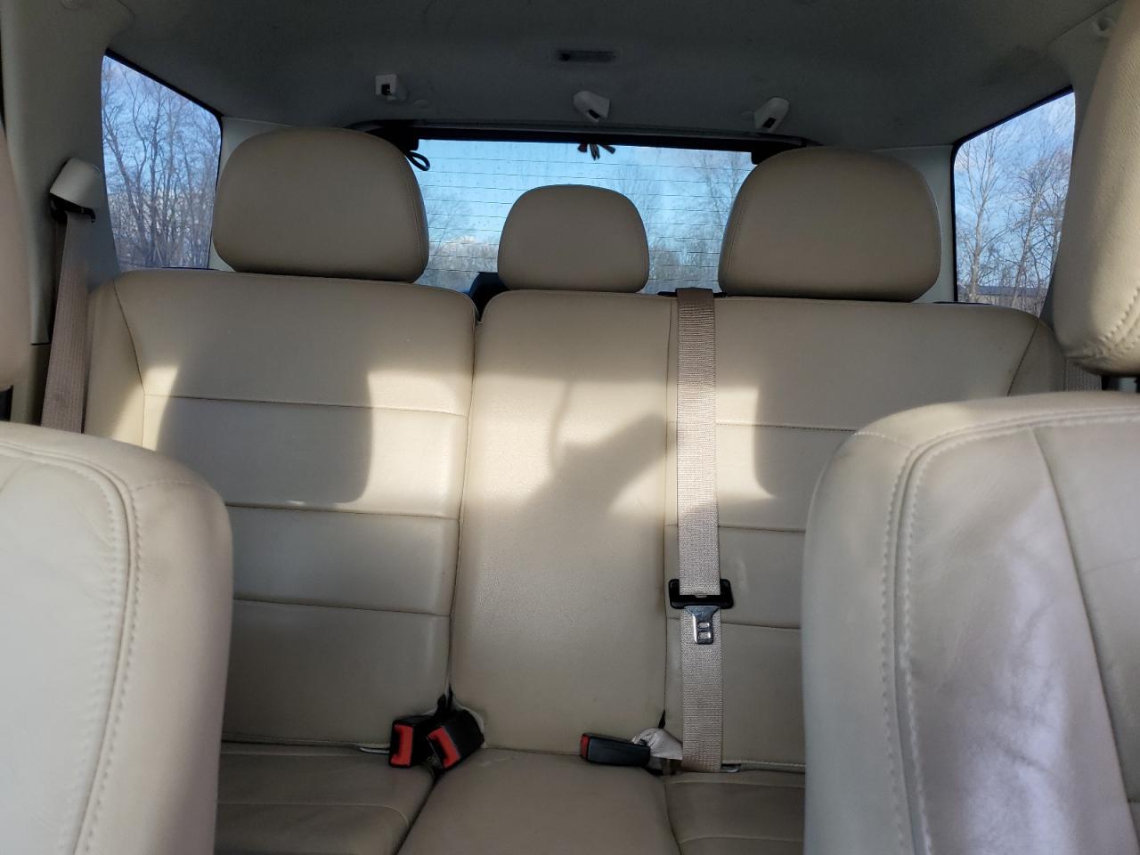 2012 Ford Escape VIN 1FMCU9EG9CKA80883 Copart auction photo, minor dent/scratches damage thumbnail 10
