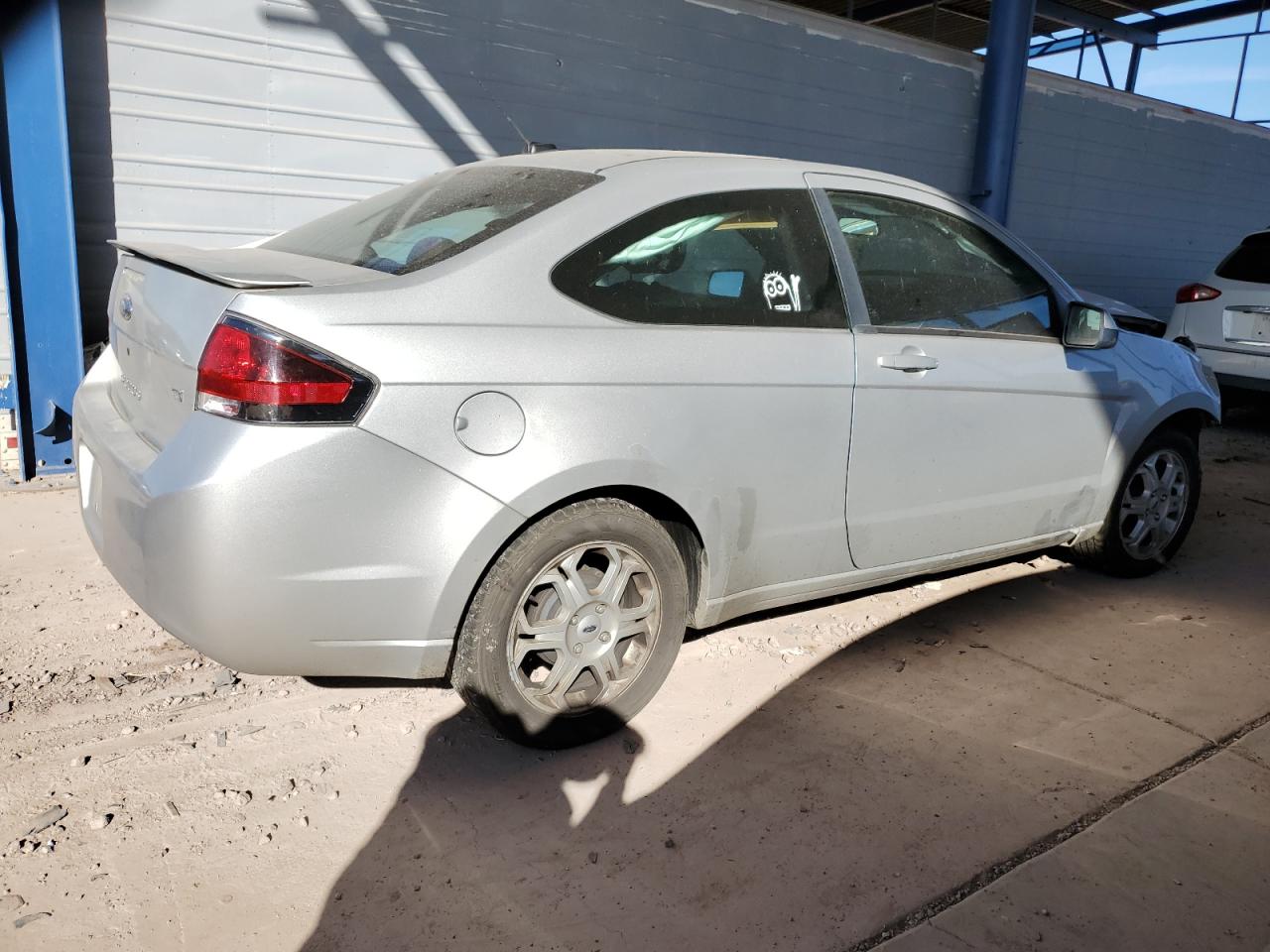 2009 Ford Focus VIN 1FAHP32N59W155619 Copart auction photo, front end / side damage thumbnail 3