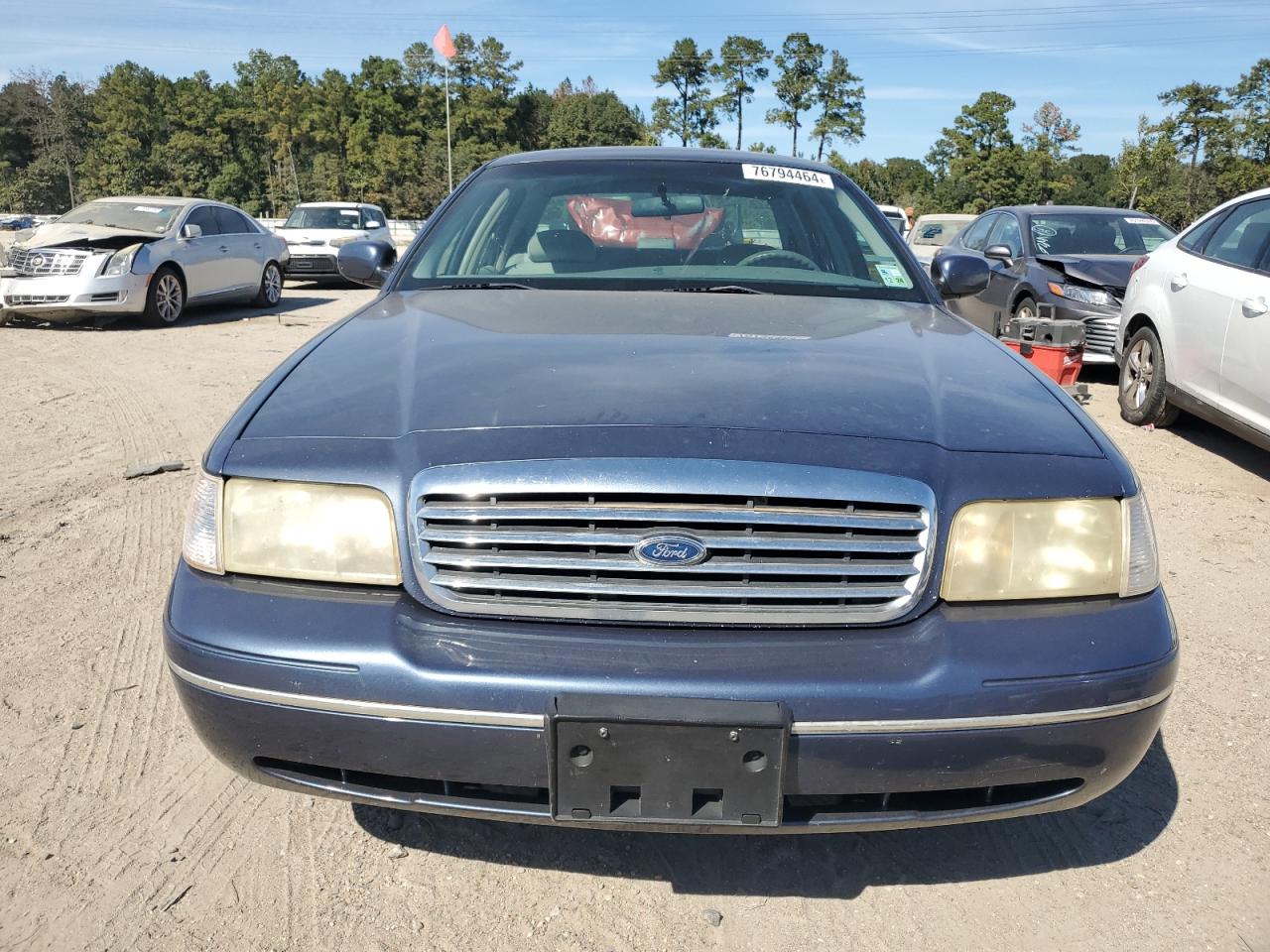 1998 Ford Crown Victoria VIN 2FAFP73W1WX167689 Copart auction photo, side damage thumbnail 5