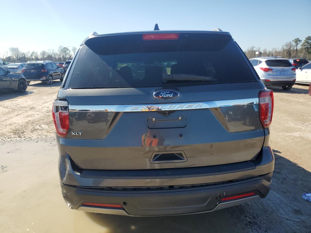 2019 Ford Explorer VIN 1FM5K7D82KGB02379 Copart auction photo, all over / minor dent/scratches damage thumbnail 6