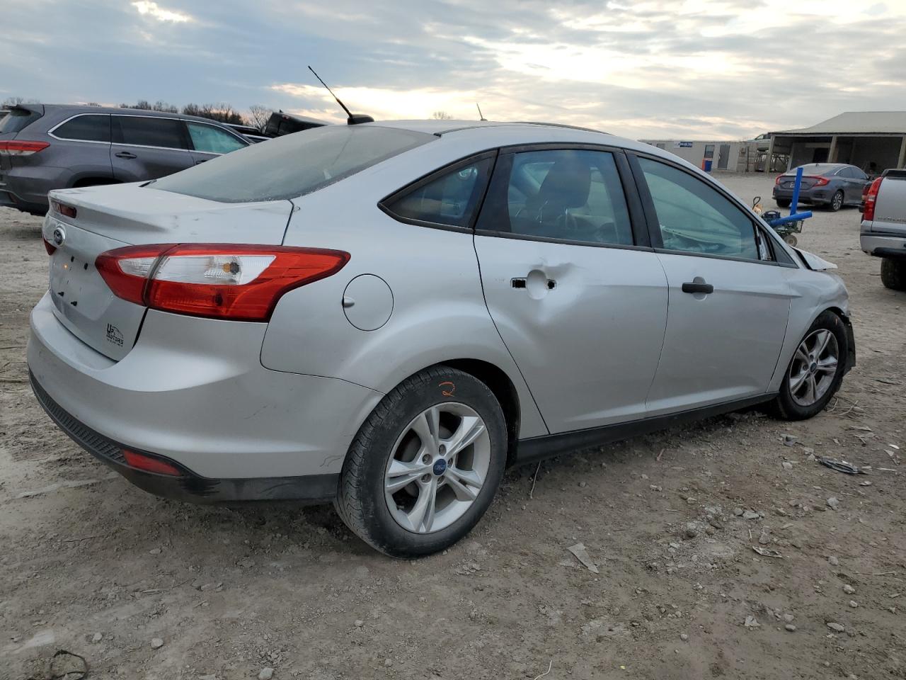 2012 Ford Focus VIN 1FAHP3E29CL126649 Copart auction photo, front end damage thumbnail 3