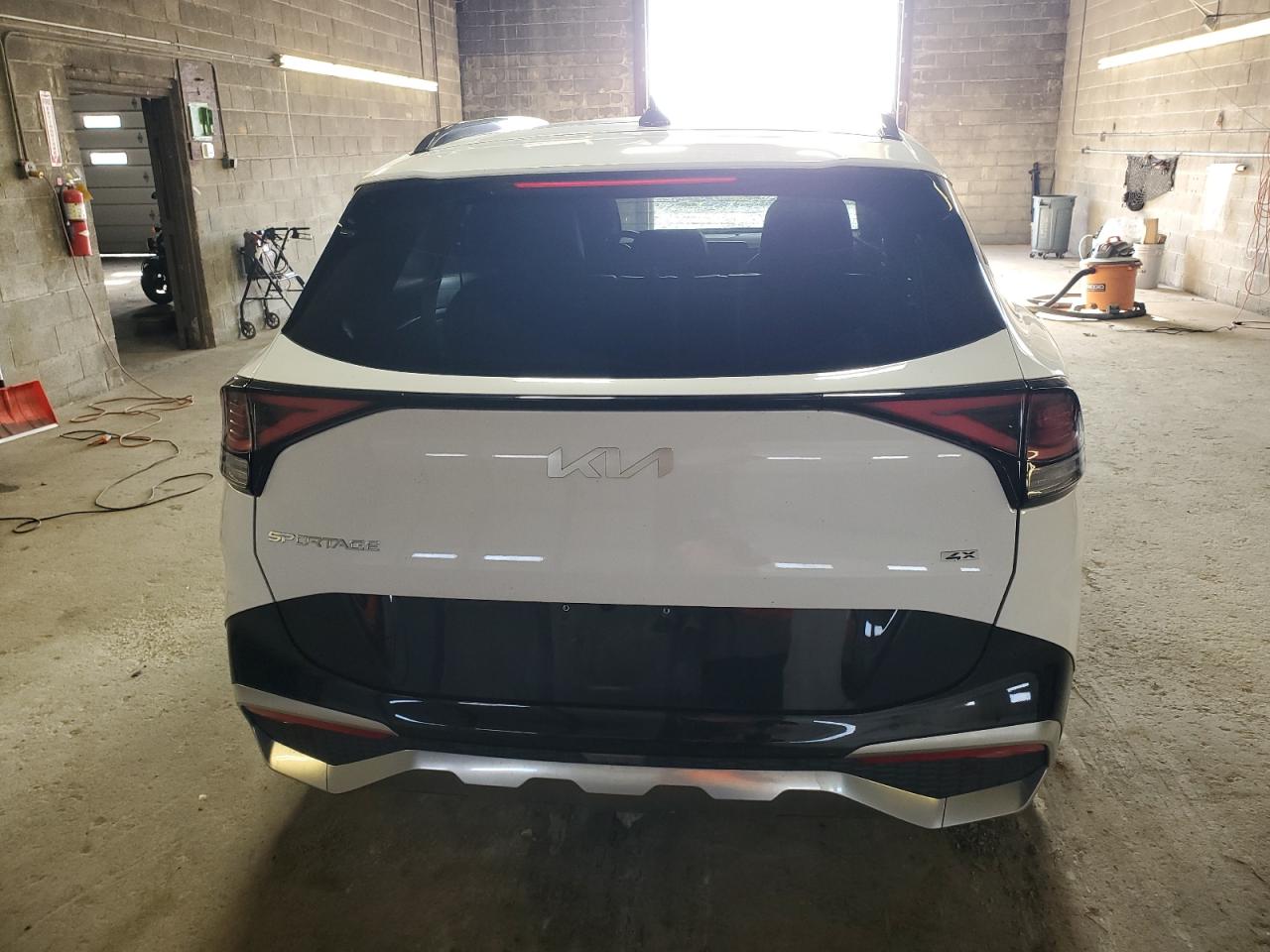 2023 KIA Sportage VIN 5XYK4CAF9PG087323 Copart auction photo, front end damage thumbnail 6