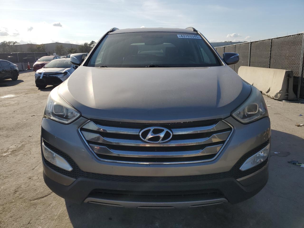 2013 Hyundai Santa Fe VIN 5XYZU3LB3DG077942 Copart auction photo, minor dent/scratches damage thumbnail 5