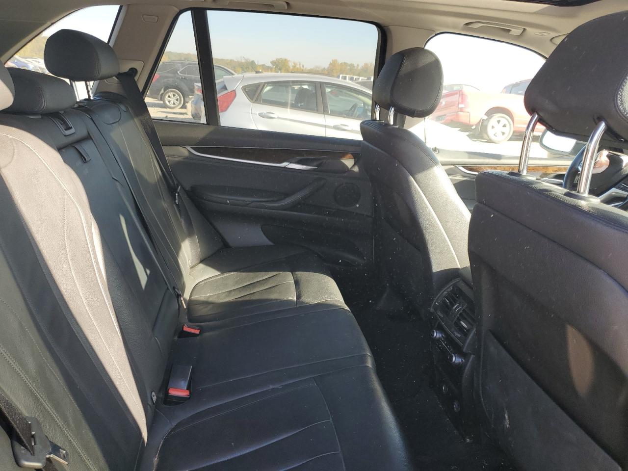 2015 BMW X5 VIN 5UXKR0C58F0K60398 Copart auction photo, front end damage thumbnail 11