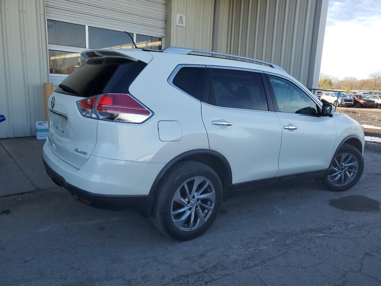 2015 Nissan Rogue VIN 5N1AT2MV7FC881621 Copart auction photo, side damage thumbnail 3