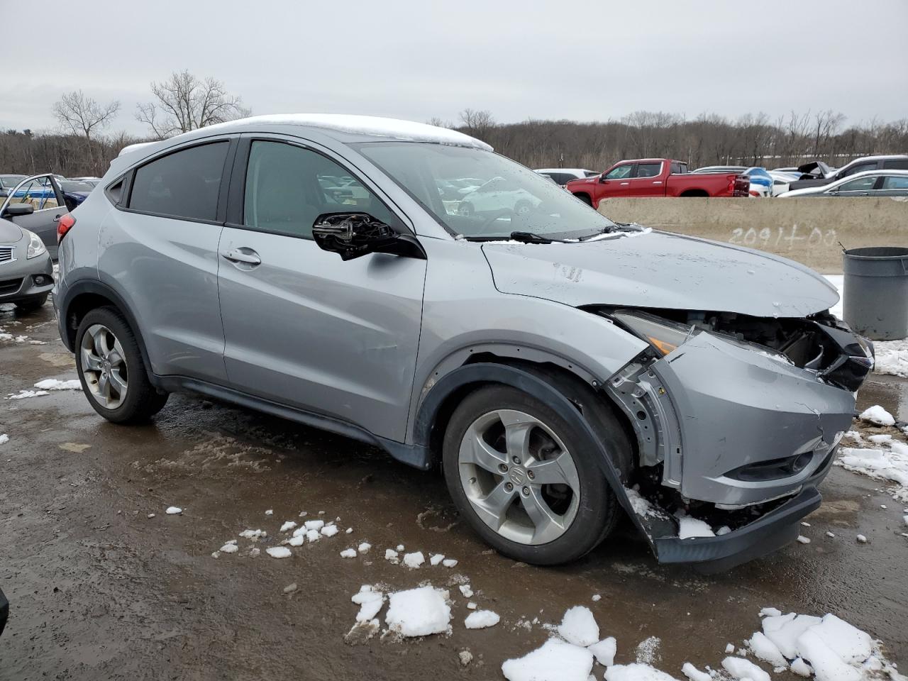 2017 Honda HR-V VIN 3CZRU6H51HM715502 Copart auction photo, front end / minor dent/scratches damage thumbnail 4